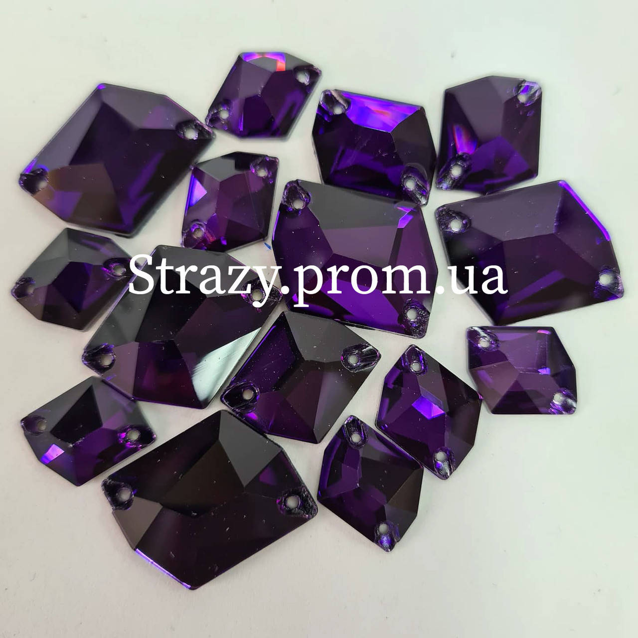 

Стразы Lux Космик 21*26мм. Purple Velvet