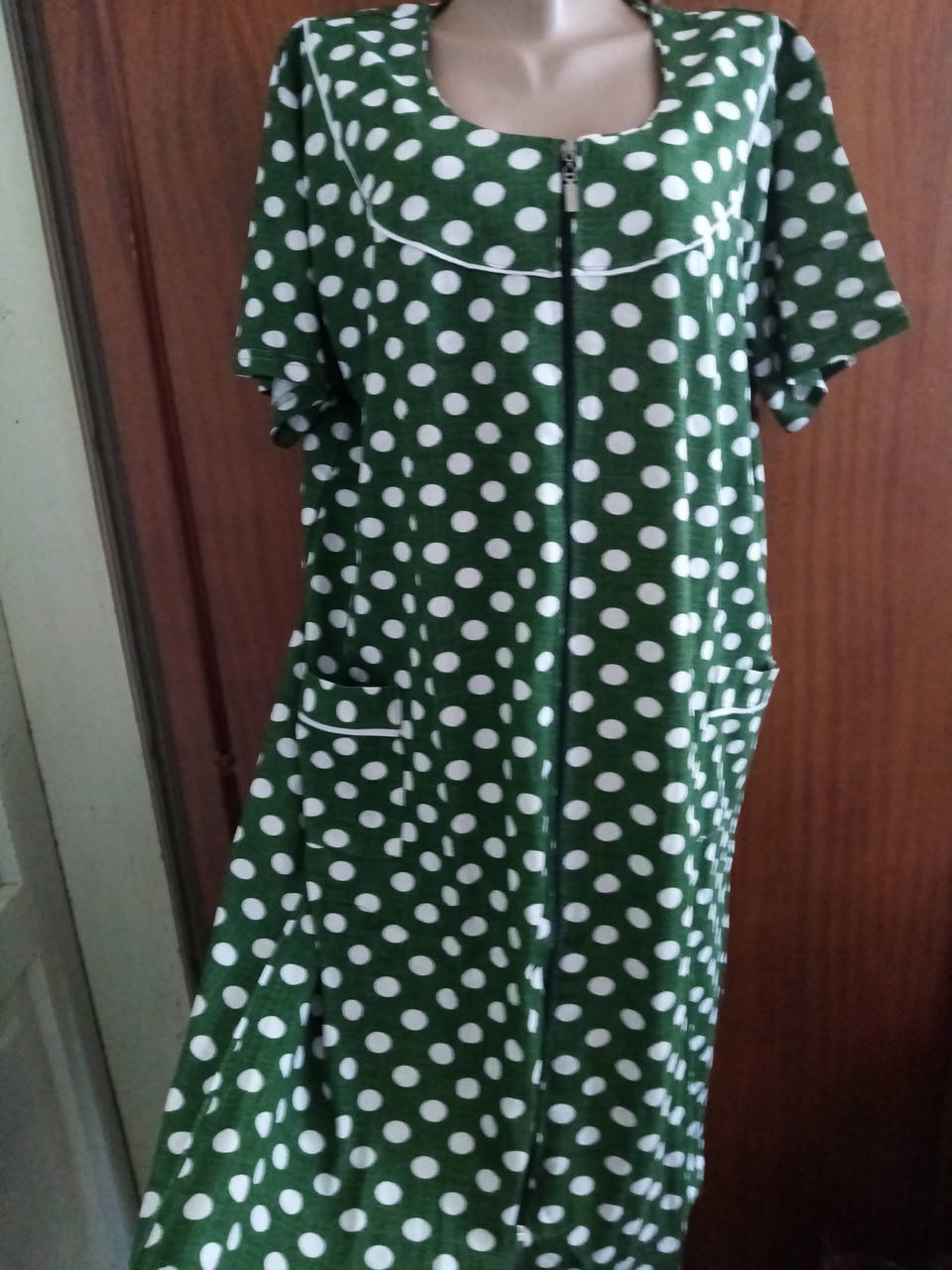 

Халаты женские.р.60 БАТАЛ