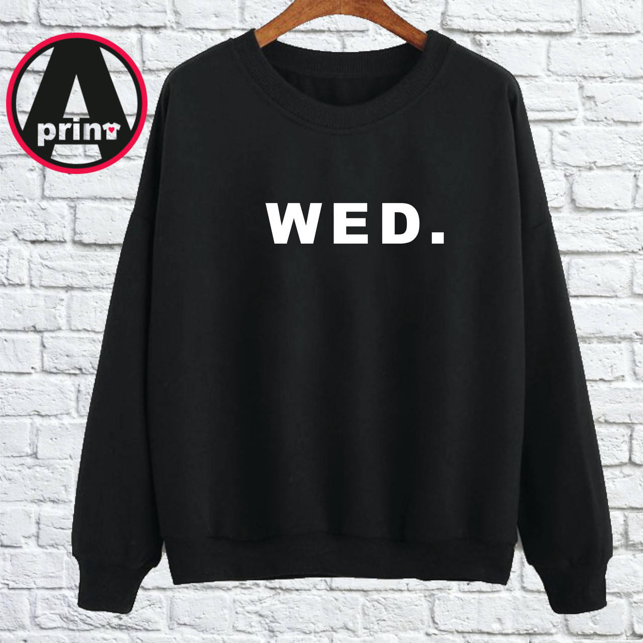 

Печать на свитшотах. Свитшот с принтом "Wed."