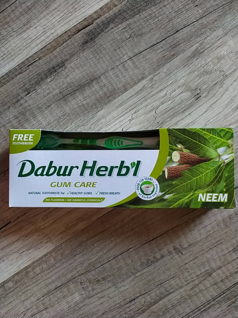 

Зубная паста Dabur Ниим, Dabur Herb’l Neem Natural Toothpaste, 150 гр + щётка