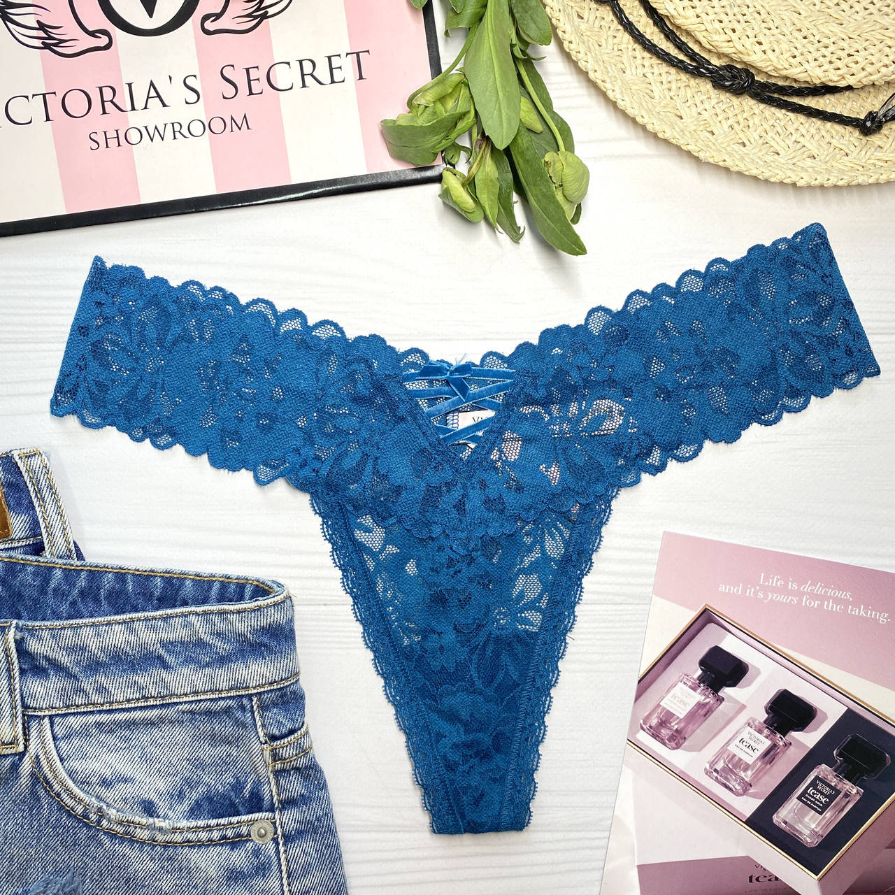 

Victoria's secret трусики стринги размер M