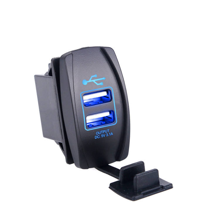 

USB зарядка 3.1A в место штатной кнопки, заглушки
