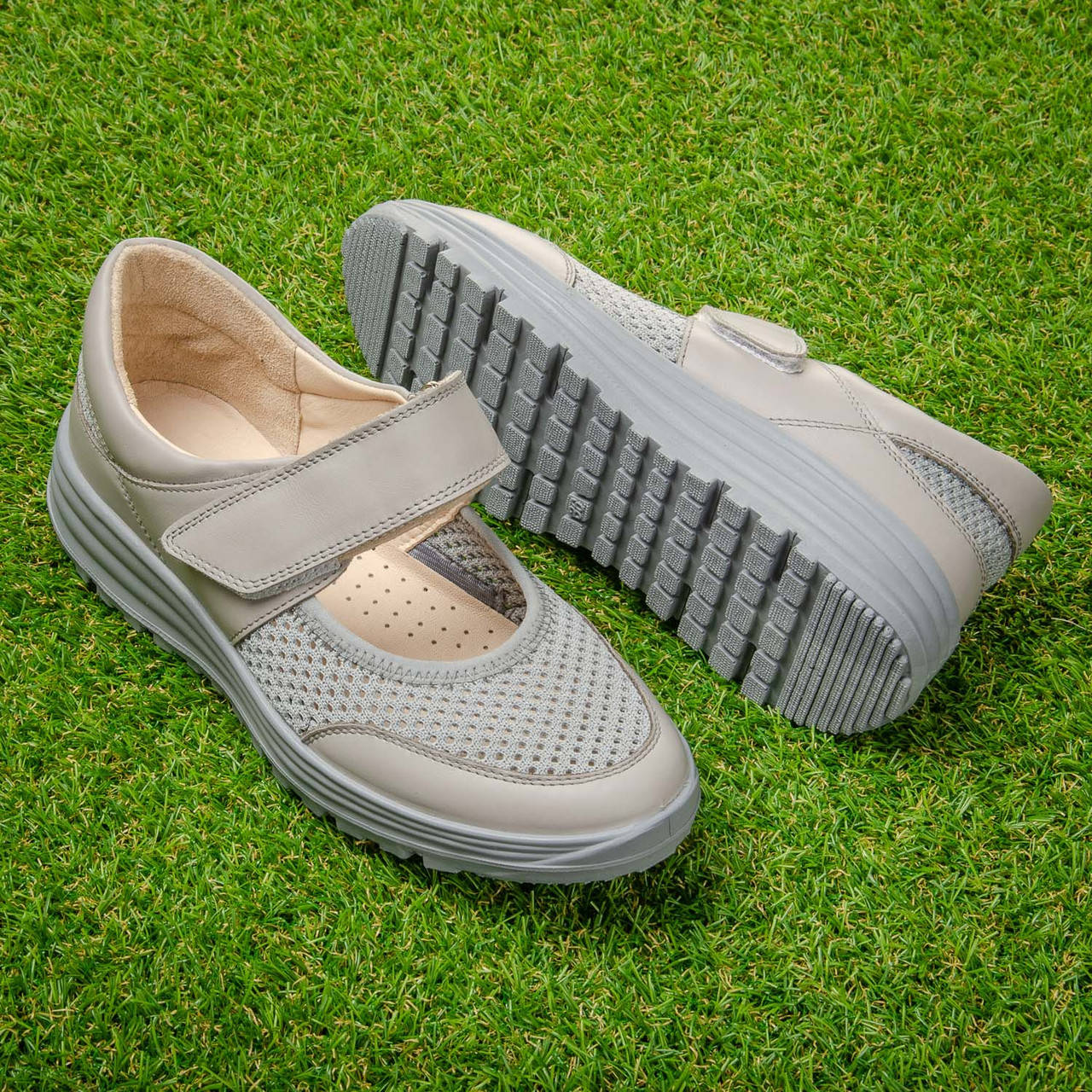 

Кроссовки женские сетчатые Tellus 26-03LG серые 37, Светло-серый