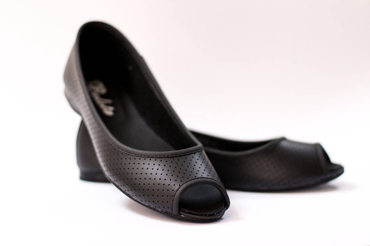 

Кожаные балетки с перфорацией | Belsta