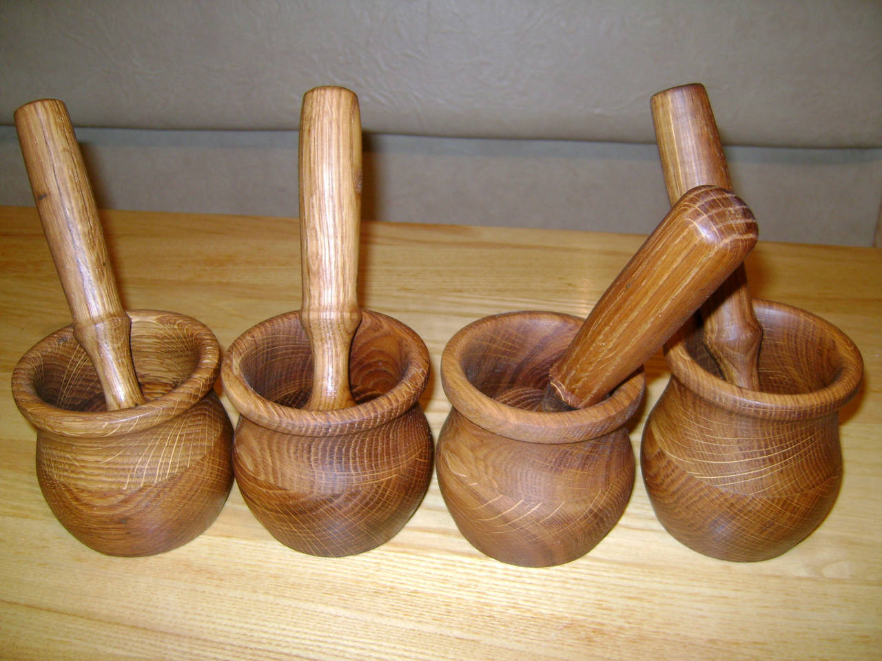 

Ступка дубовая