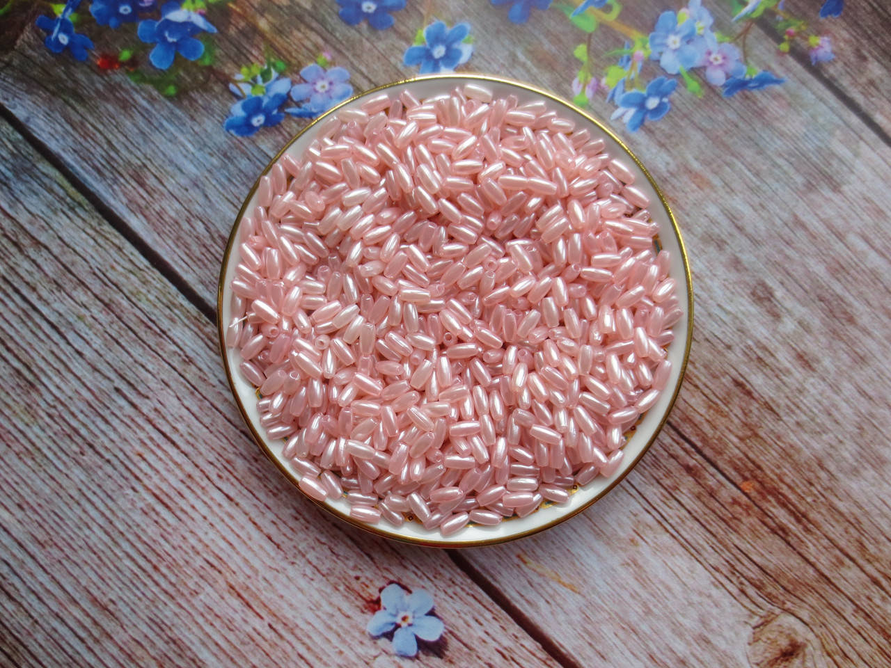

Бусины "Рис" перламутровые, 6х3 мм, цвет розовый, 10 грамм, (~420 шт).