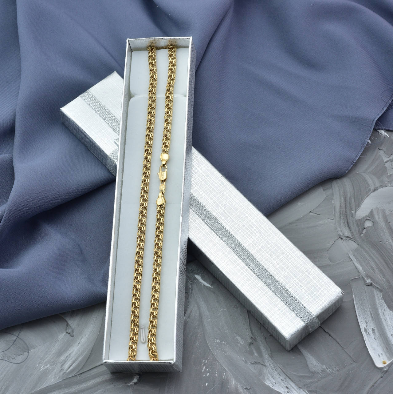 

Цепочка Xuping + футляр 52300 длина 50 см ширина 5 мм вес 16.7 г Бисмарк позолота 18К