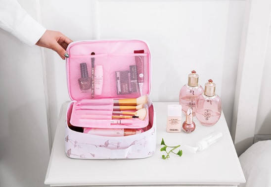 

Органайзер - косметичка дорожный 25*21*9 см С отделом для кистей