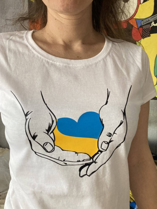 

Патриотическая футболка Україна в серці, Белый