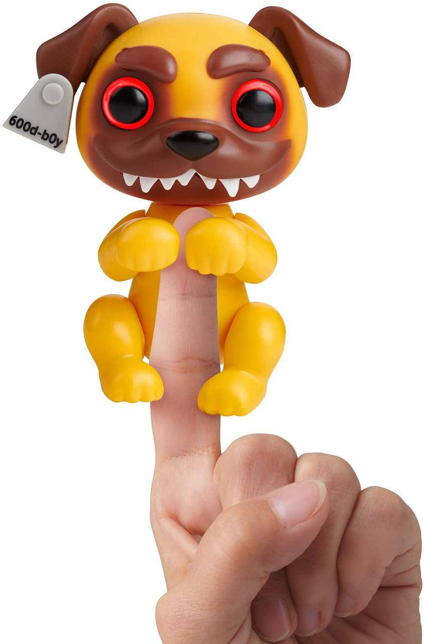 

Интерактивная щенок Гримлингс WowWee Fingerlings Grimlings - Pug Junkyard