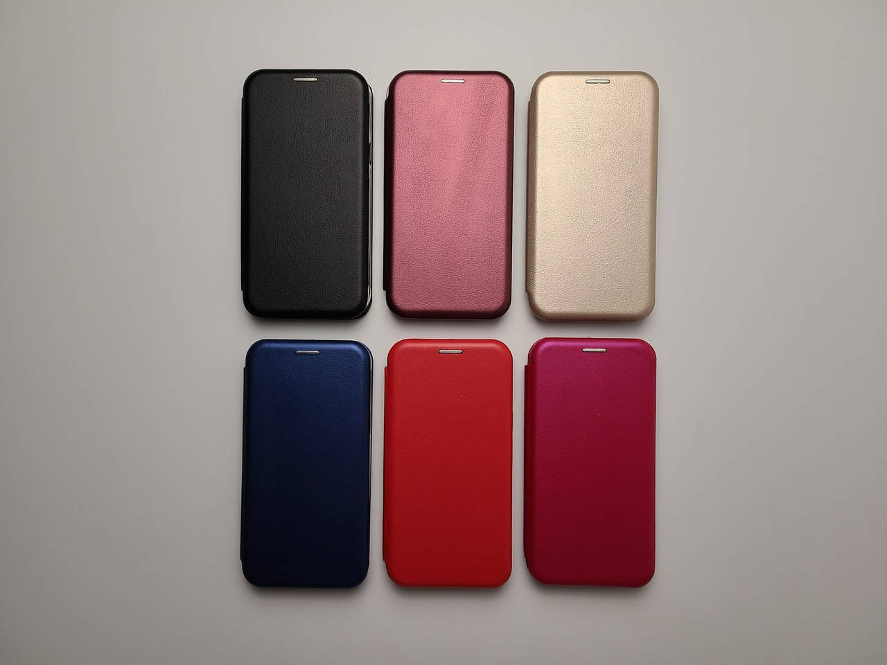 

Чехол книжка Magnei для Samsung Galaxy J3 2016 (J320) с магнитом, Разные цвета