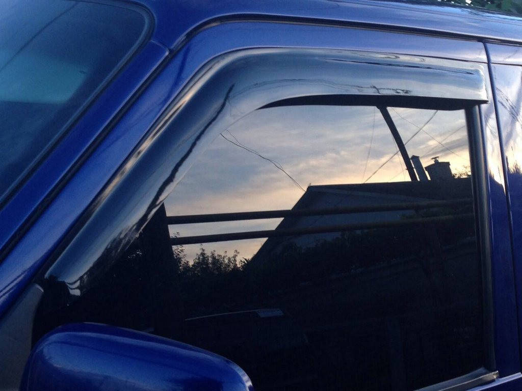 

Ветровики (2 шт, DDU) для Volkswagen T4 Transporter dd015 orig dd015
