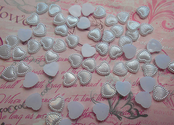 

Серединка № 421, 10х11мм., біла.10шт в упаковці (HB-HT10x11)