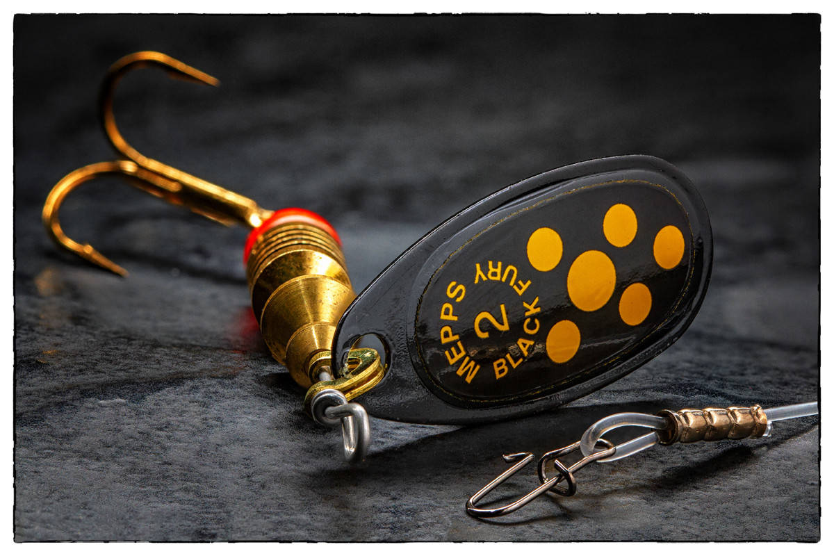 

Блесна Mepps Black Fury №2 Black/Yellow, Разные цвета