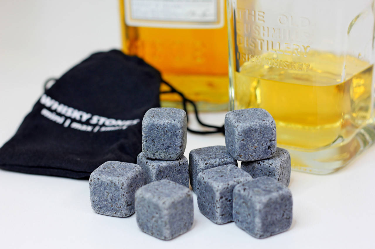 

Камни для виски "Whiskey Stones" 9 шт. с мешочком для хранения