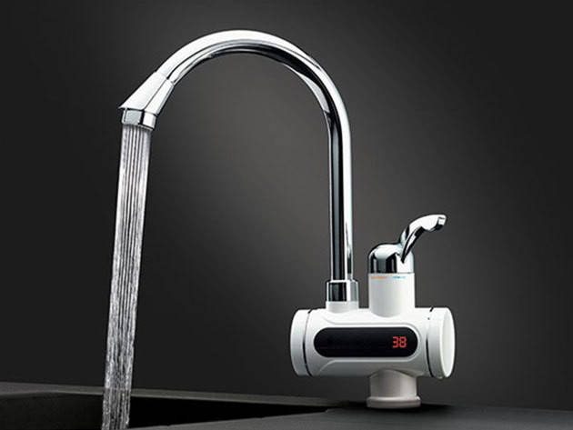 

Проточный водонагреватель Deimanо с экраном, отличный