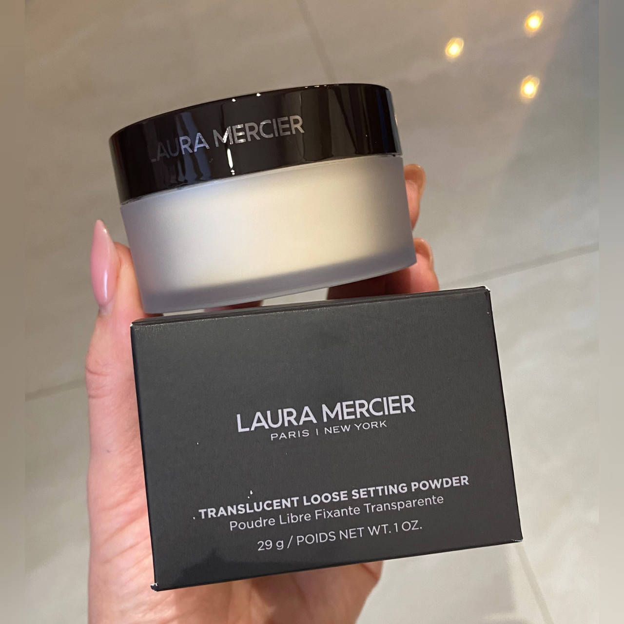 

Пудра Laura Mercier Loose Setting Powder Translucent 29 g