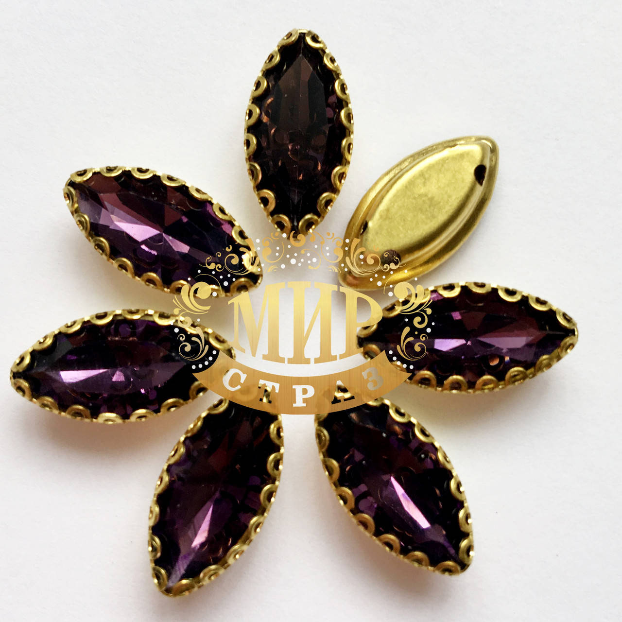 

Лодочки Amethyst в ажурной оправе золотого цвета Размер 7х15мм