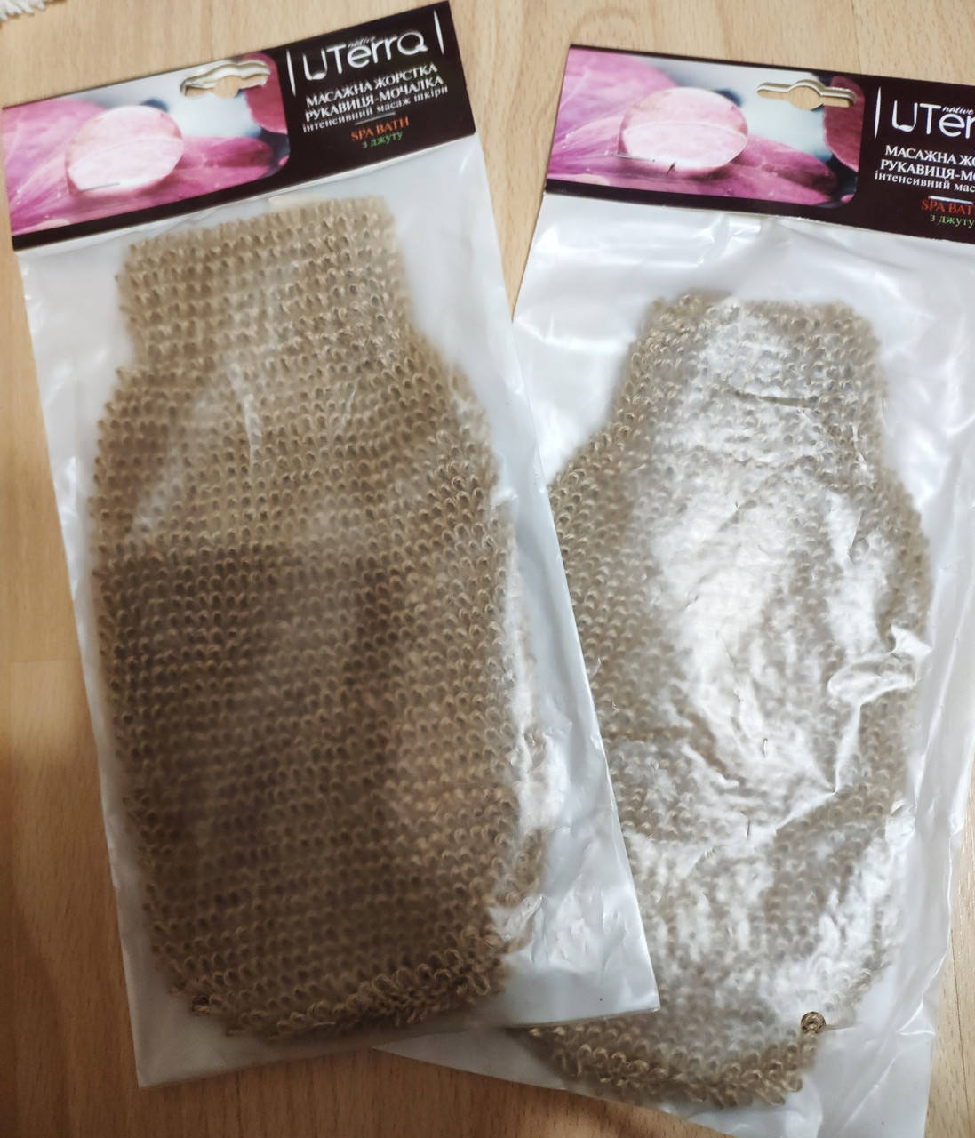 

Массажная жгутовая жёсткая рукавица - мочалка интенсивный массаж кожи с джута