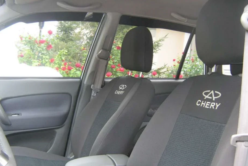 

Чехлы Chery Tiggo 2006-2012г. Качественные авто чехлы Черри Тиго. Ткань жаккард. Плотная основа.