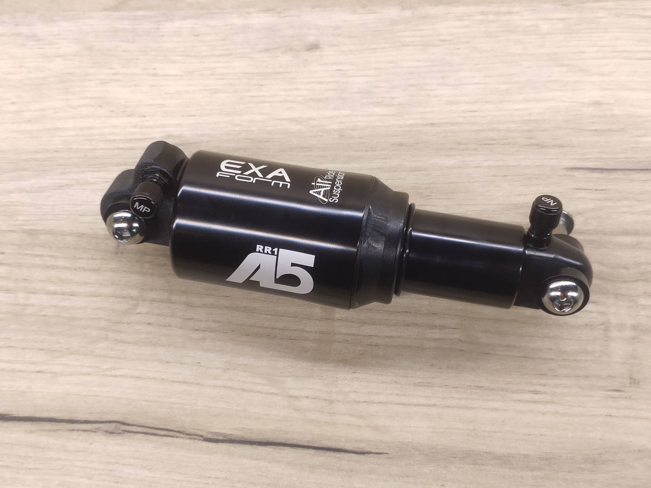 

Амортизатор велосипедный воздушный KS A5 150mm