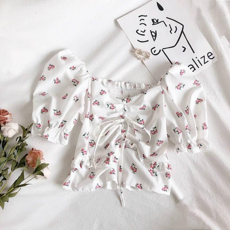 

Женский цветочный топ из шифона с короткими рукавами фонариками (р. 42-44) 68FU564, Белый