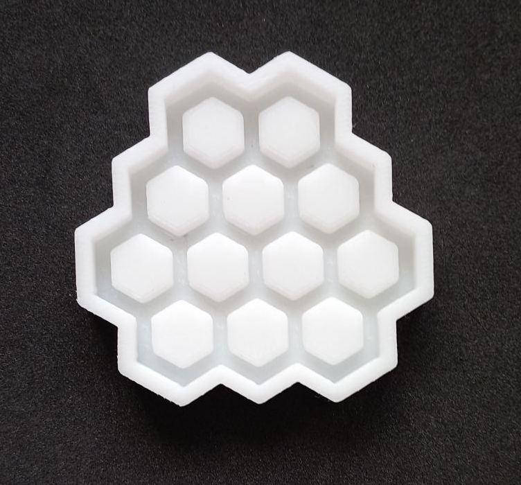 

Молд кондитерский силиконовый для мастики "Соты"