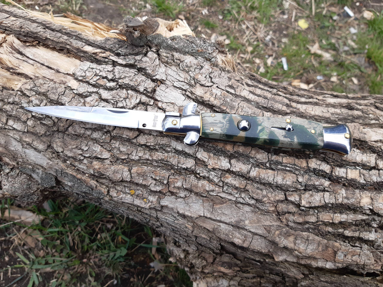 

Нож выкидной камуфляж М23 , сталь 440с С
