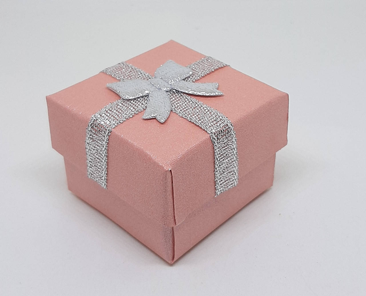 

Коробочка для украшений под кольцо или серьги квадратная розовая, Розовый