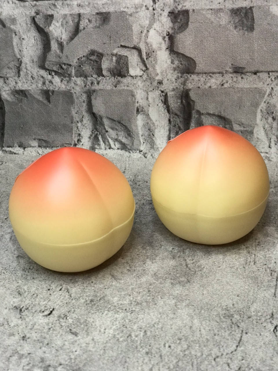 

Крем для рук Fruits Hand Cream отбеливающий с екстрактом персика 35 г.