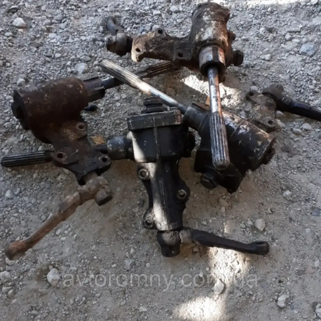 

Редуктор рулевая колонка Москвич ИЖ АЗЛК 2140 412 на реставрацию или трактор