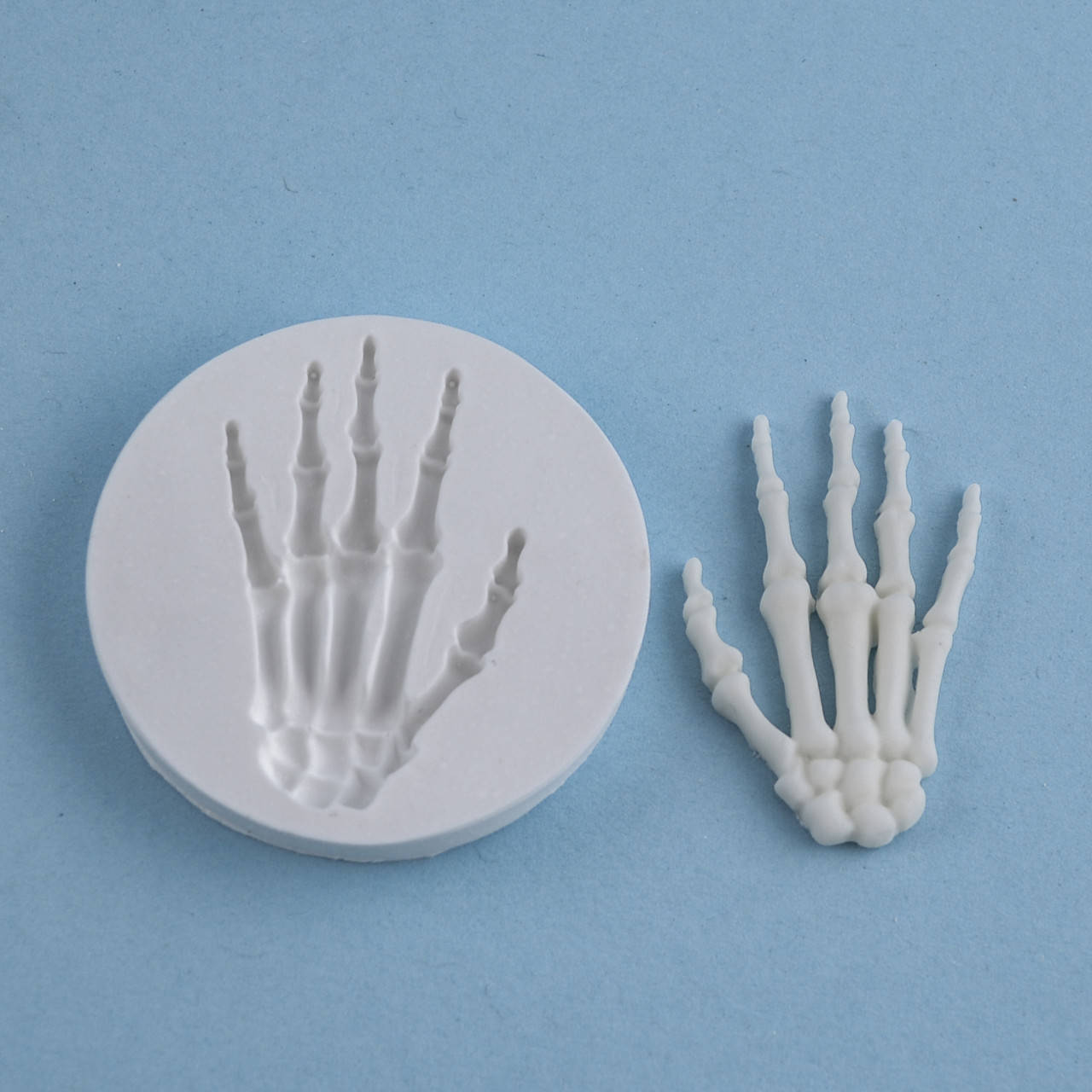 

Силиконовый молд Кисть руки 5.5х5.5 см