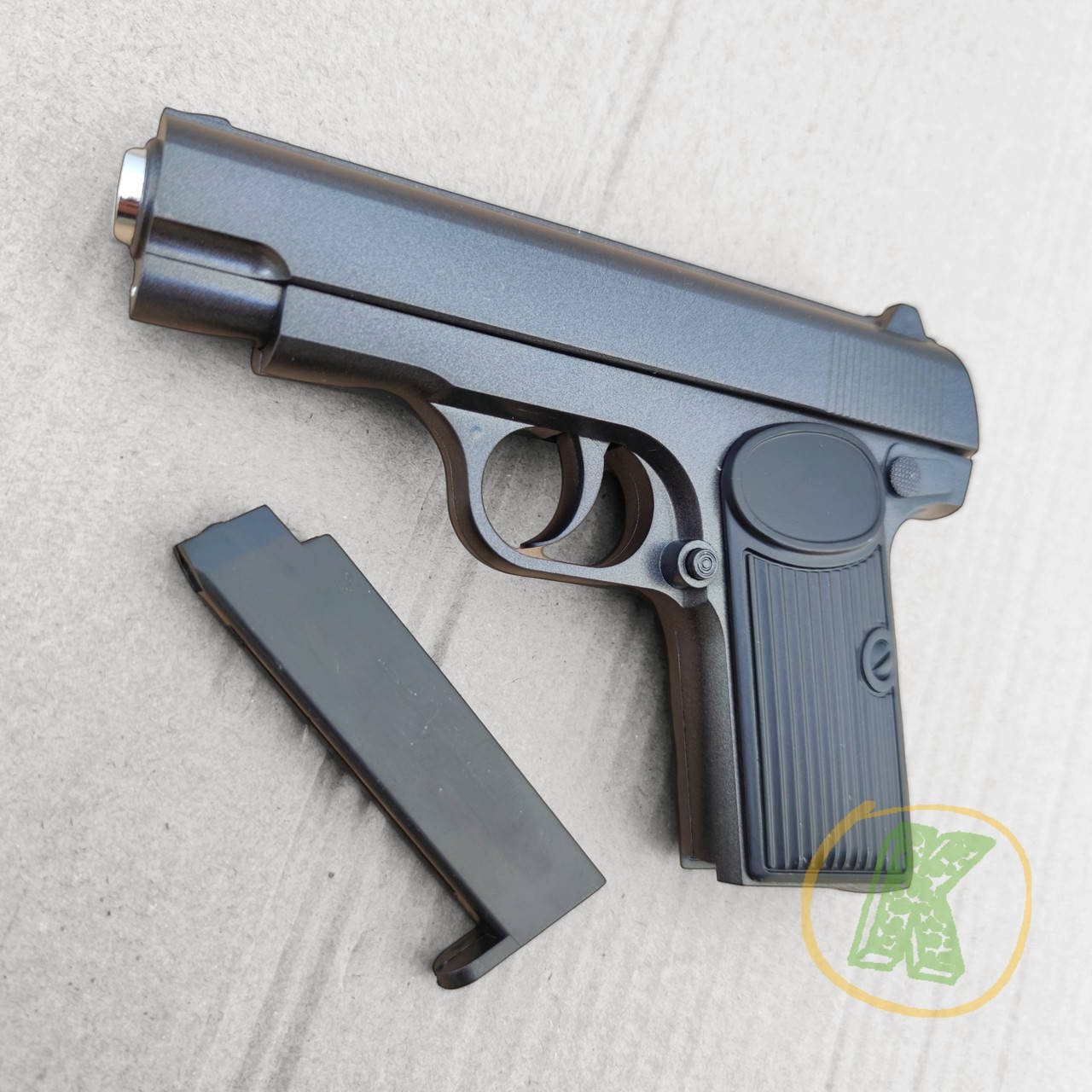 

Детский пистолет на пульках металлический Игрушечный пистолет CYMA ZM 06, Черный