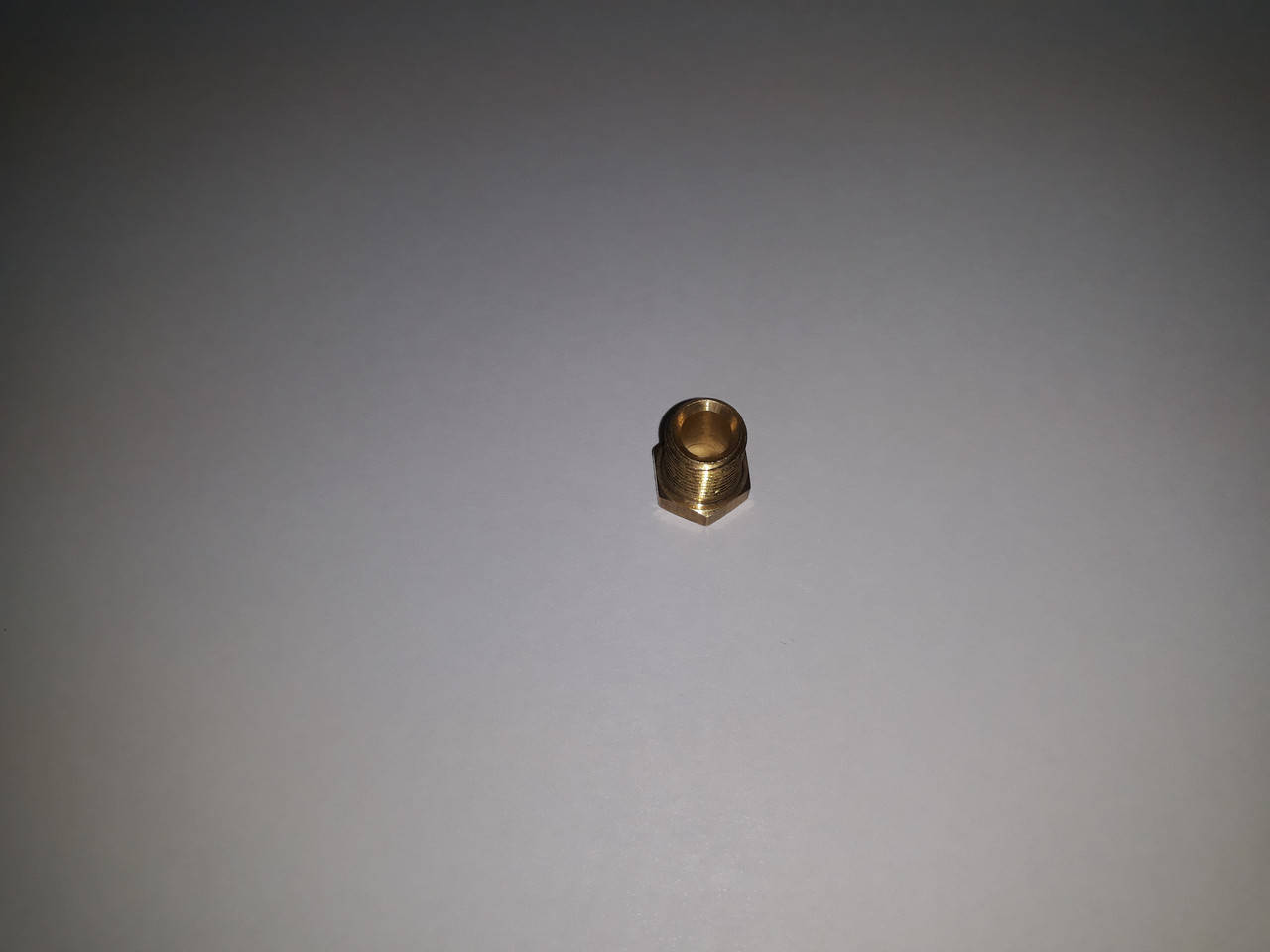 

Гайка D6 Tomasetto