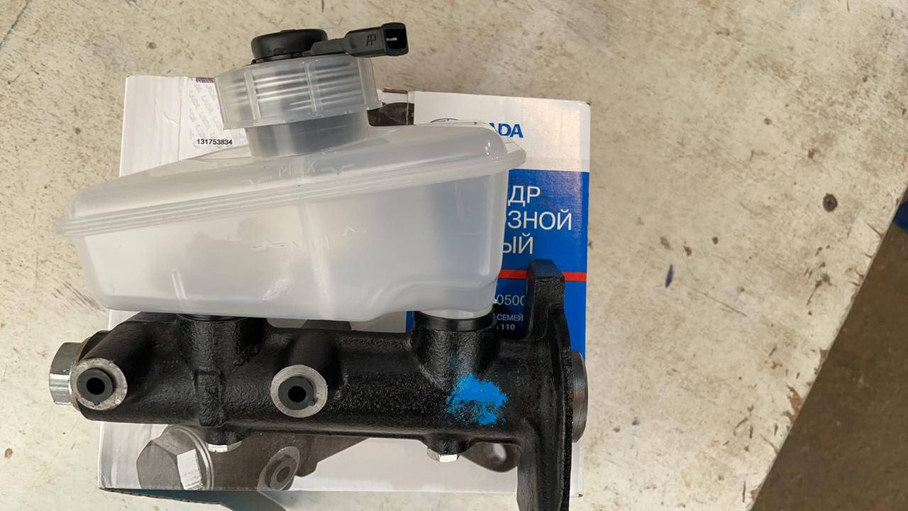 

Главный тормозной цилиндр 2108-2115 в сборе с бачкем пр-во ВАЗ