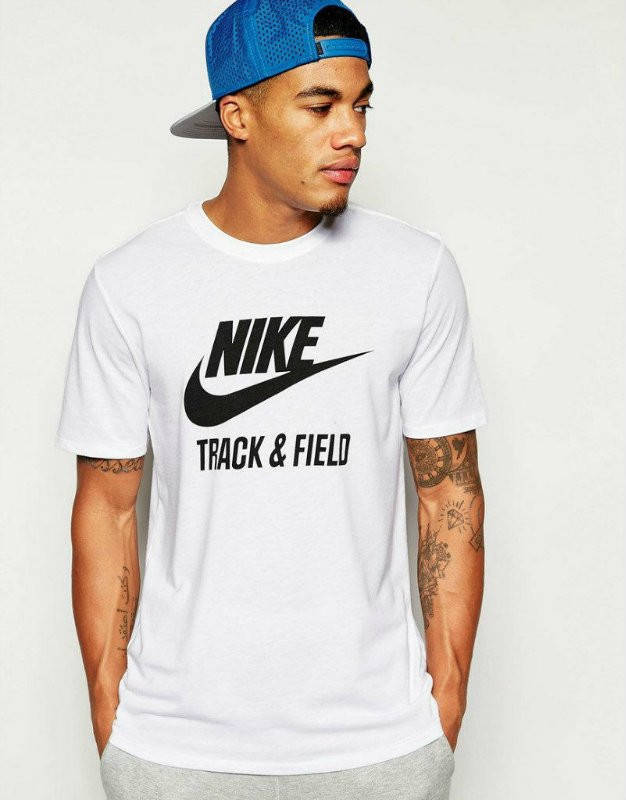 

Футболка Nike