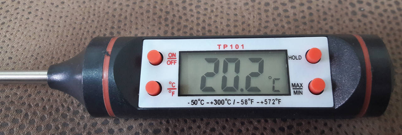 

Электронный пищевой термометр TP 101 для молока