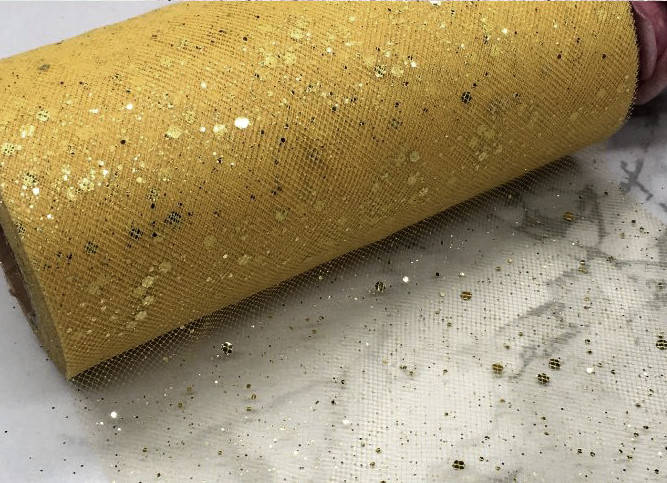 

(10 ярдов) Фатин в рулоне с глиттером и блестками, ширина 15см , цвет - золотой