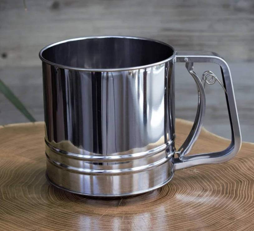 

Кружка сито для муки "А -Плюс" 250мл