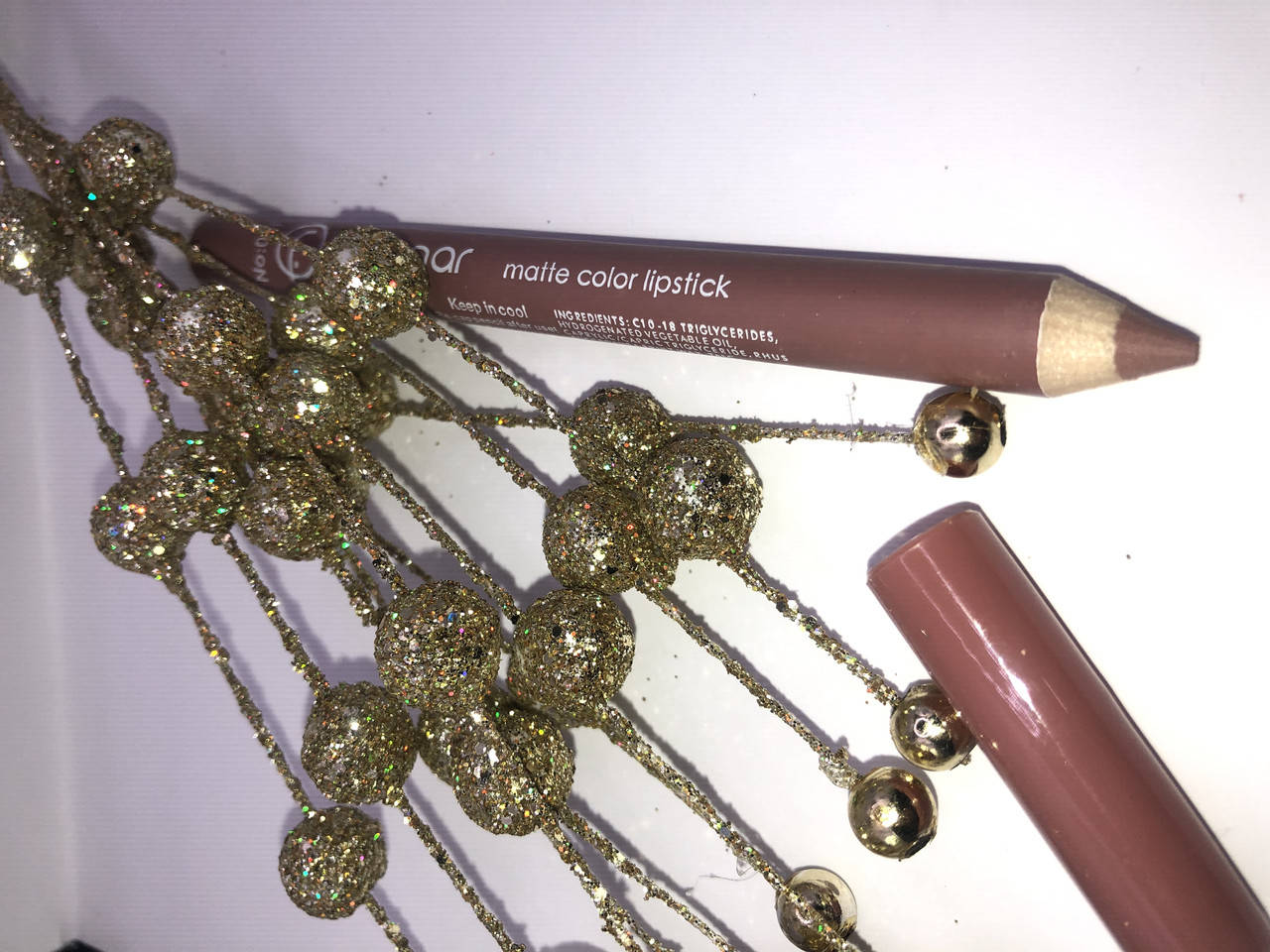 

Помада олівець flormar,тон 001,Nude