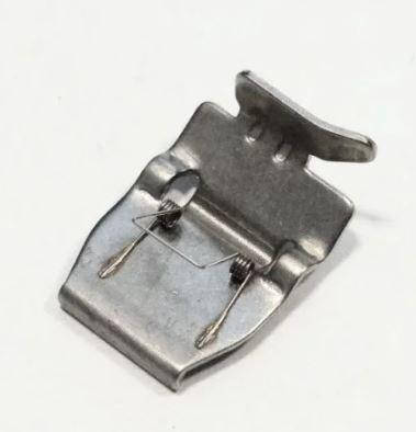 

Петля крышки мультиварки Moulinex SS-993405