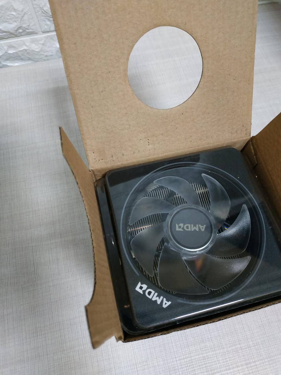 

Система охлаждения AMD AM4 Wraith Prism LED RGB CPU Cooler 712-000075 REV E