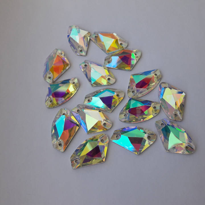 

Стразы Lux Топорик 12*19мм. Crystal AB