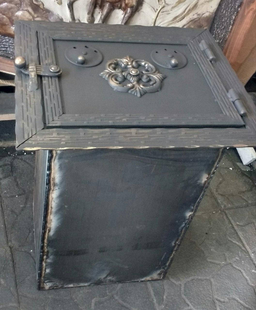 

Духовка(братрура) "Медальон" 25x30x50