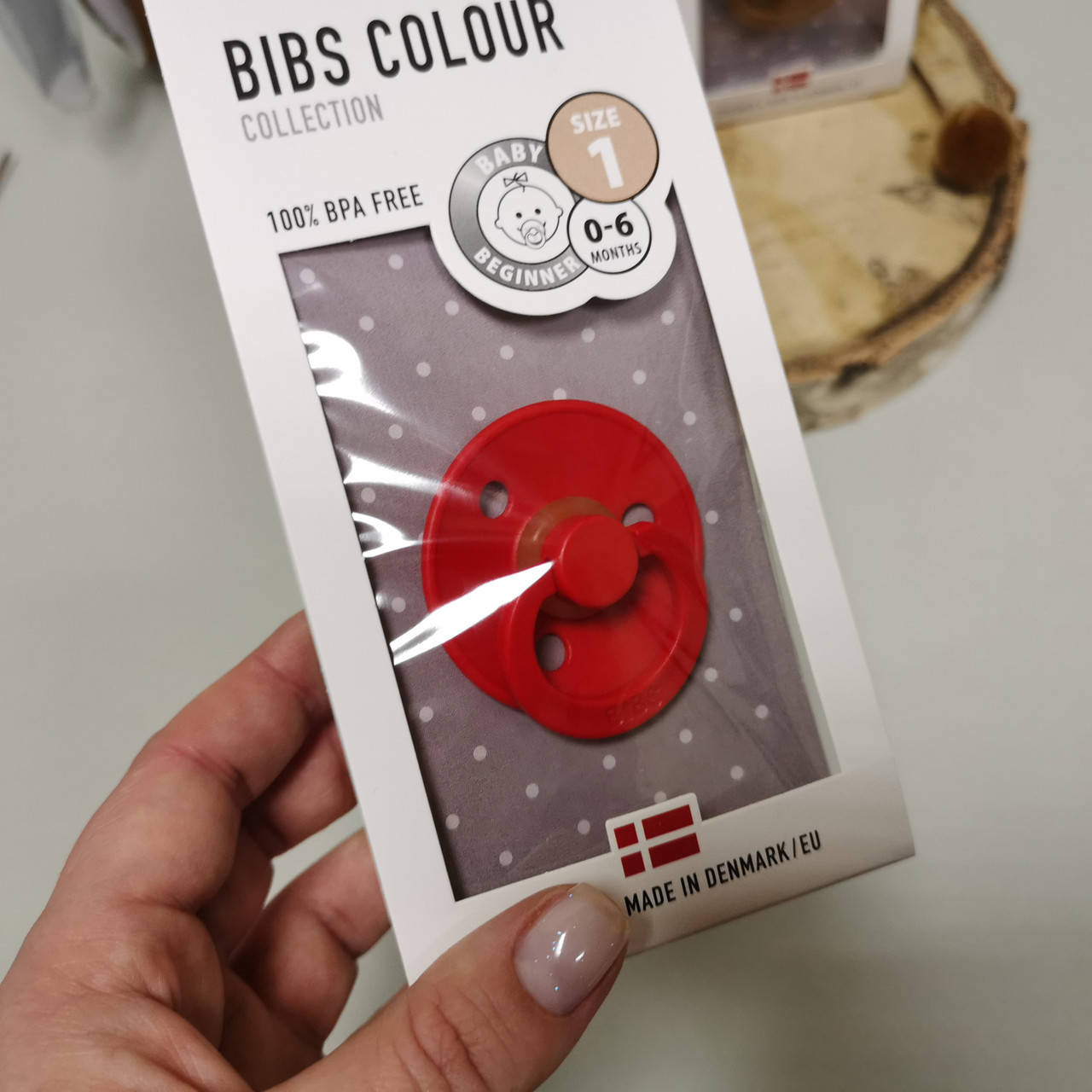 

Соска Bibs Colour 0-6 мес, Алый