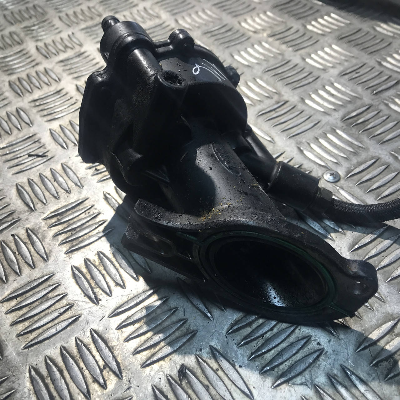 

Вакуумный насос Ford Connect 2002-2013 93BB2A451AC