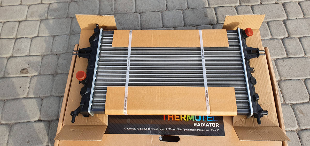 

Радиатор THERMOTEC D7X002TT OPEL ASTRA G, ZAFIRA A 1.4-2.2 98-06