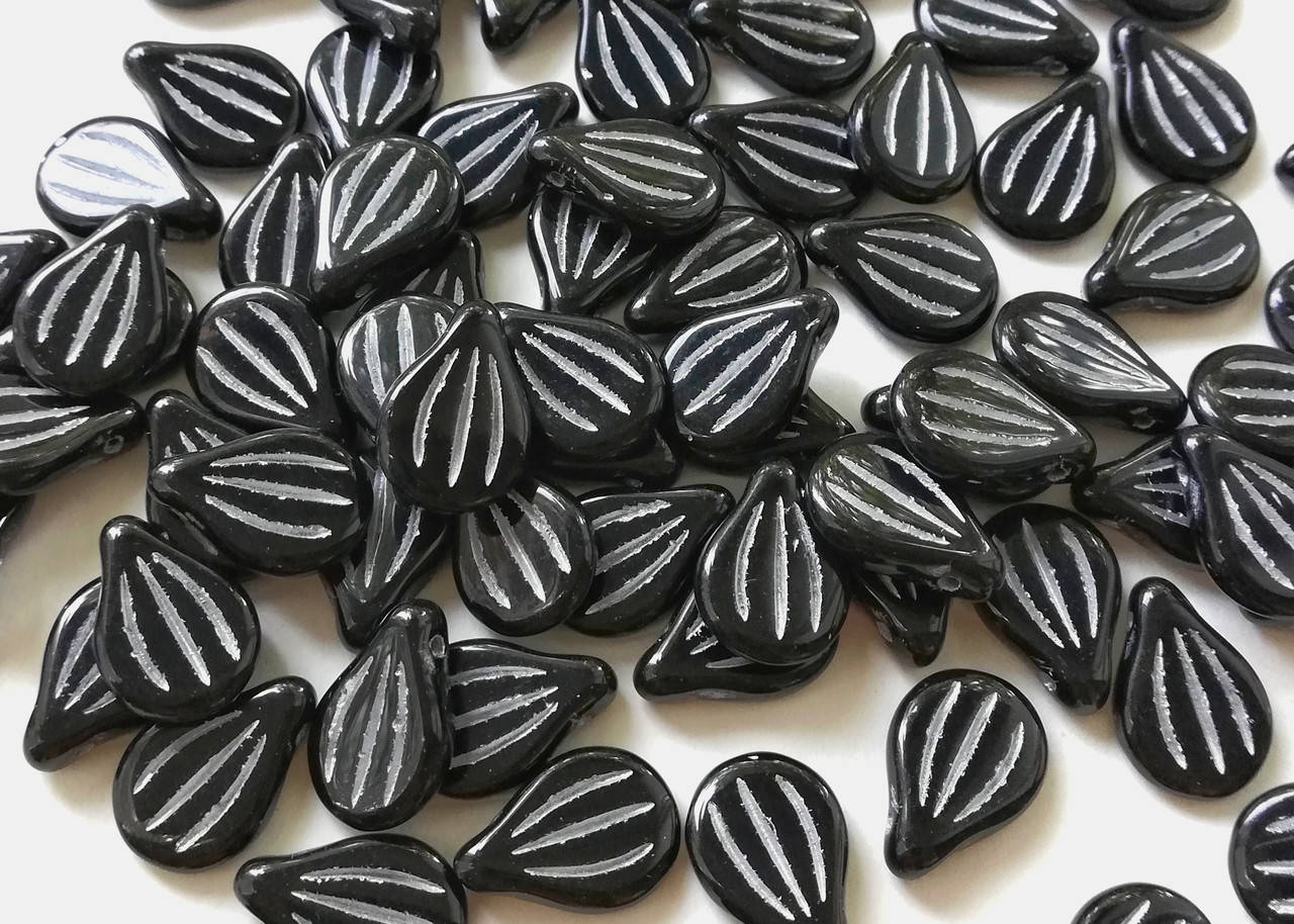 

Preciosa Engraved Pip 9 x 14 mm Jet Silver Painted