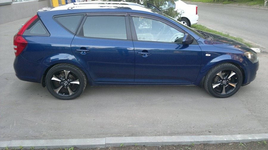 

Дефлекторы окон ветровики на KIA КИА Ceed wagon 2007