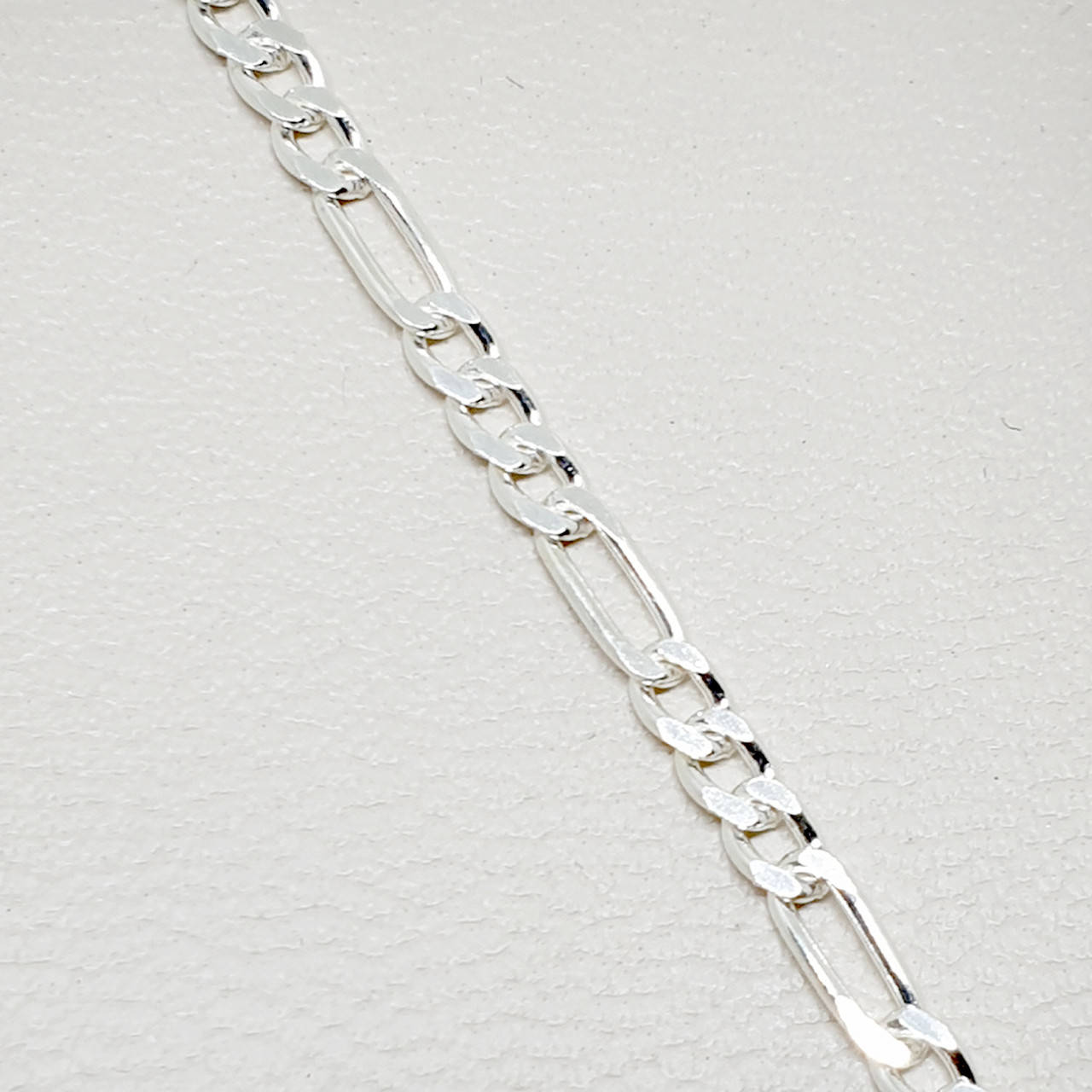 

Серебряный браслет "Фигаро" 19 1,6 г